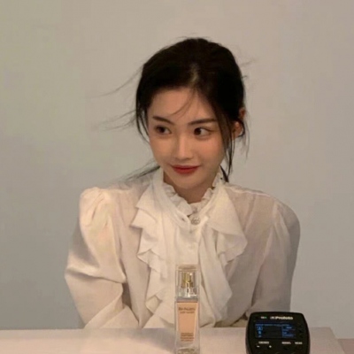 QQ主页怎么弄大量赞